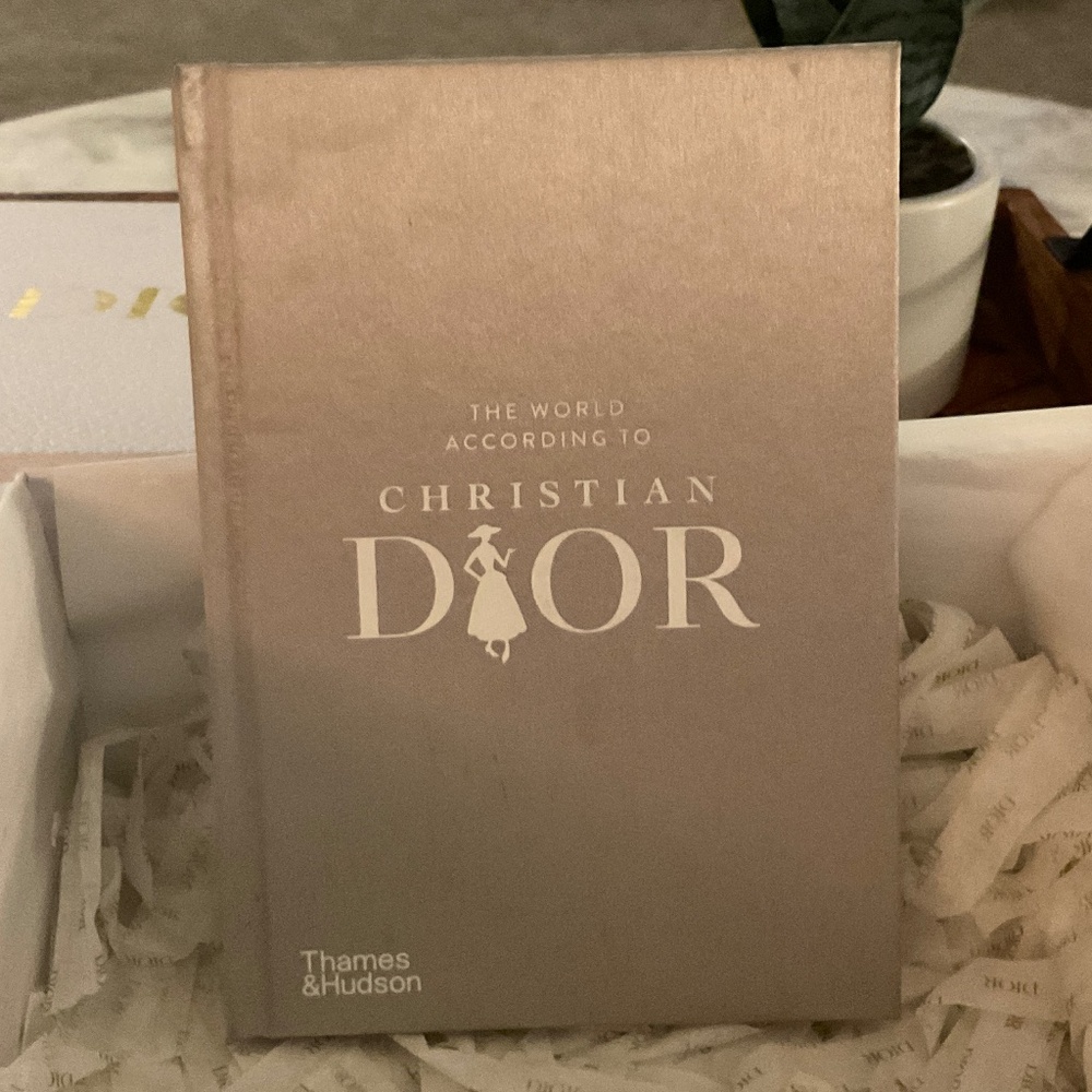 💛Custom Dior Goodie Box💛 - Picture 7 of 9